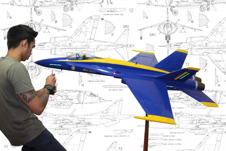 large scale model airplane kits