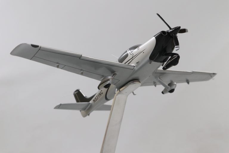 Cirrus SR-22 Aircraft Model