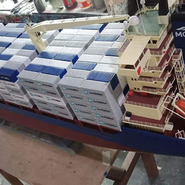 MCC BATANES Container Model Ship