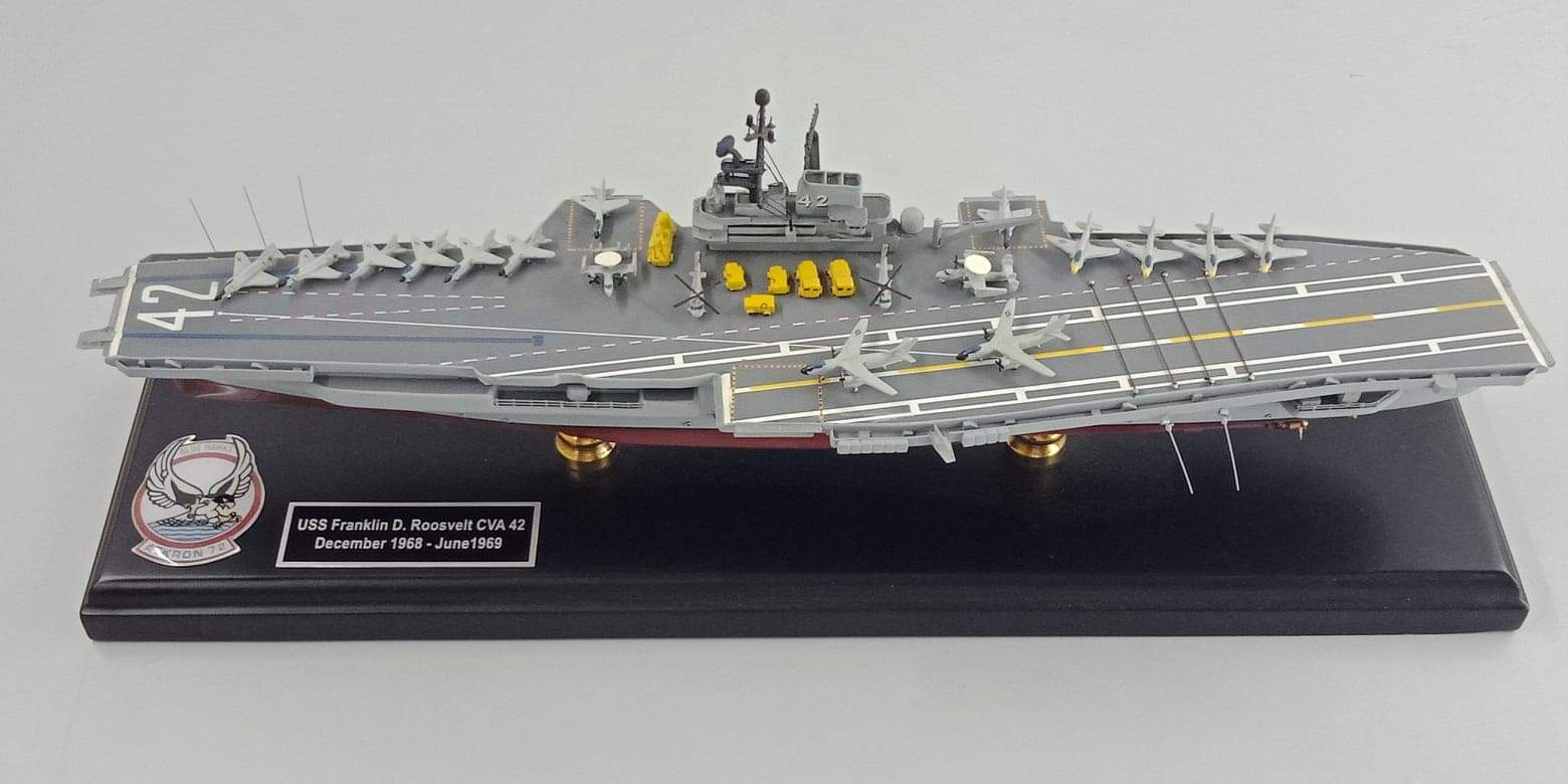 USS Franklin Roosevelt (CVB-42) Aircraft Carrier Model