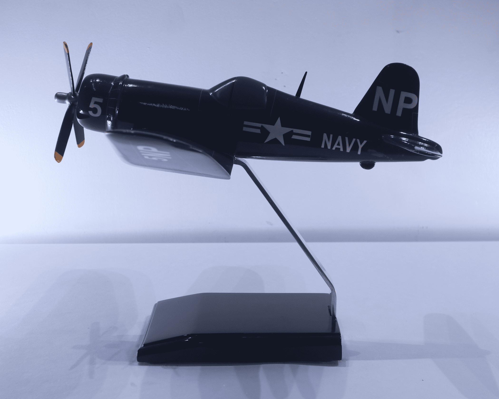 Vought F4U Corsair fighter military jet model