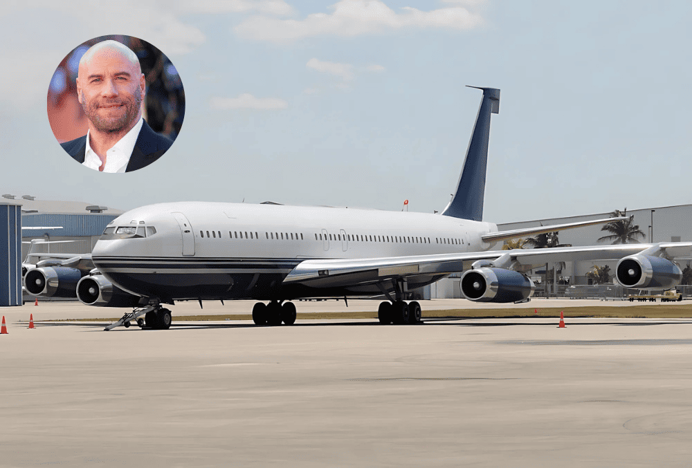 John Travolta private jet