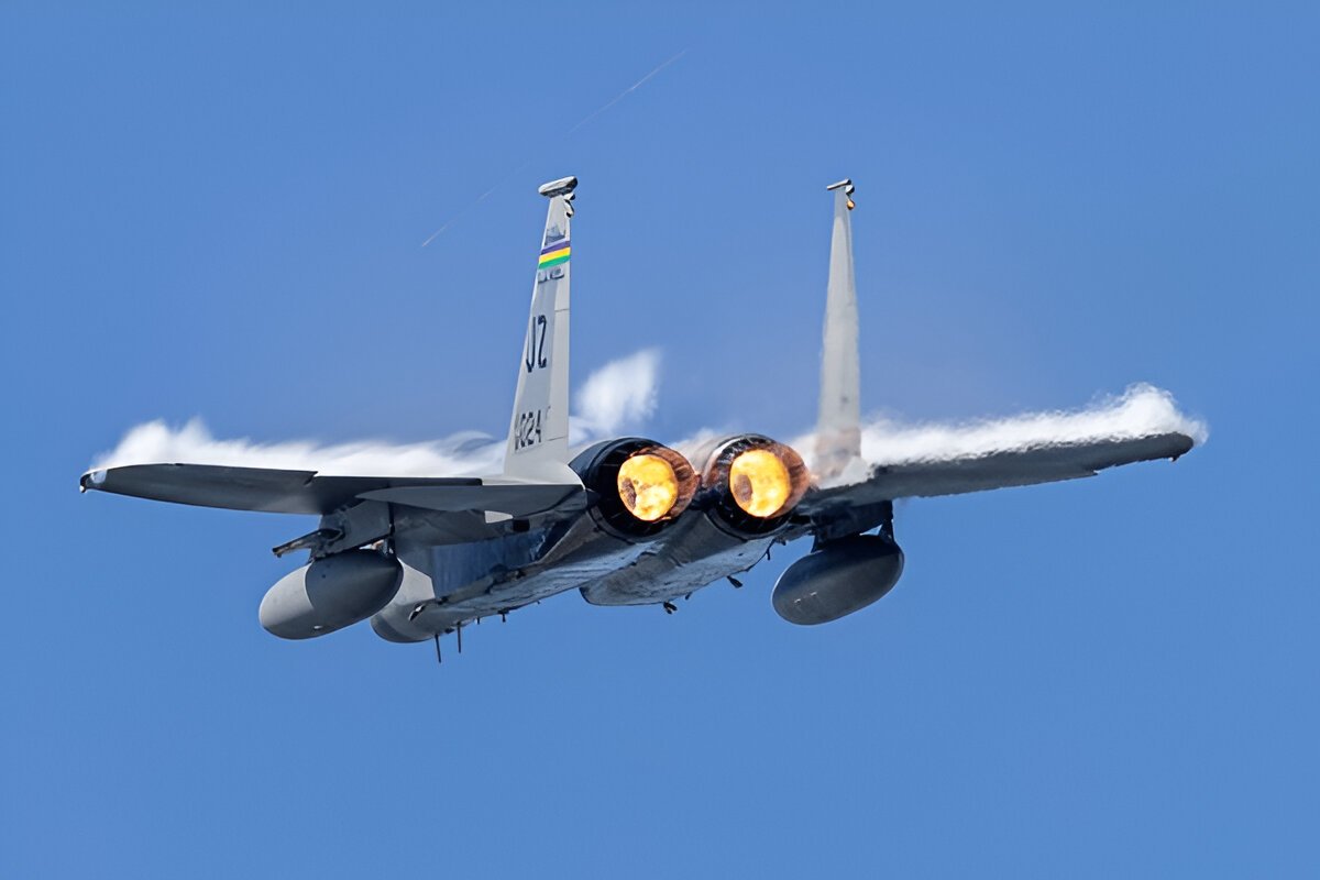 F-15 Eagle jet