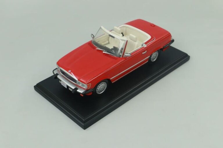 1989 Mercedes-Benz 560SL Custom Car Model