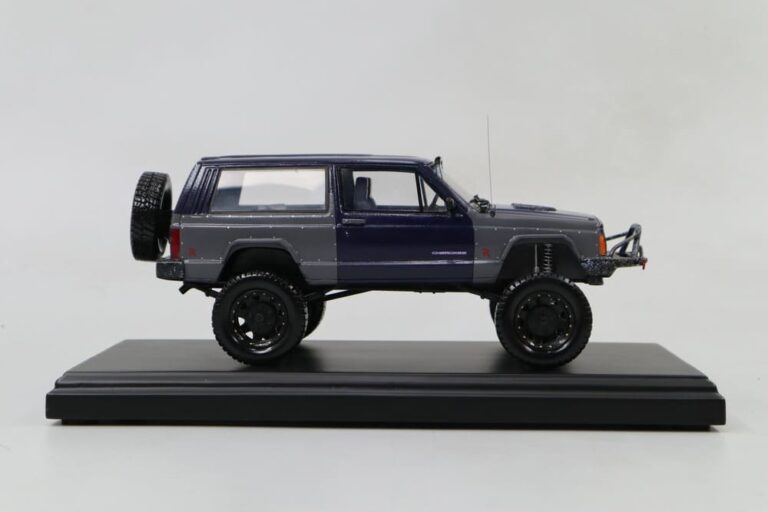 Jeep Cherokee Custom Scale Model