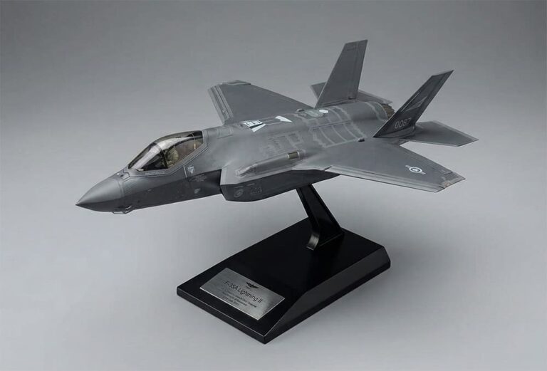 F-35 Lightning II Fighter Jet Model